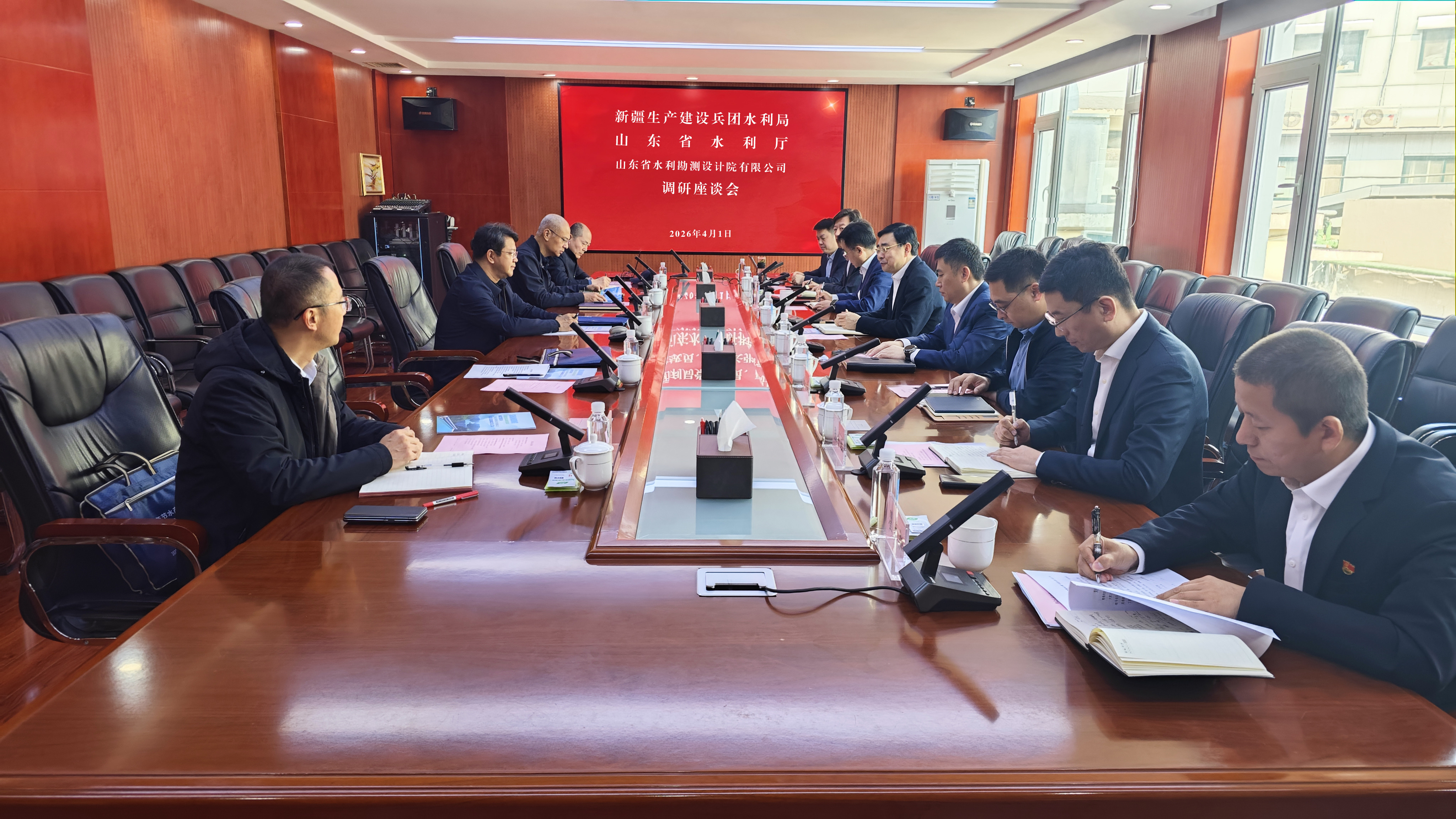 新疆生产建设兵团水利局党组成员、副局长吴剑一行到山东水设调研